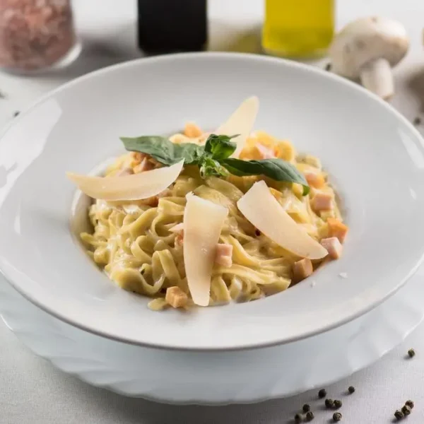 TAGLIATELLE CON TACHINO